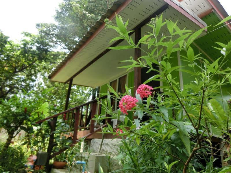 Simply Life Bungalow Koh Lanta Exterior photo